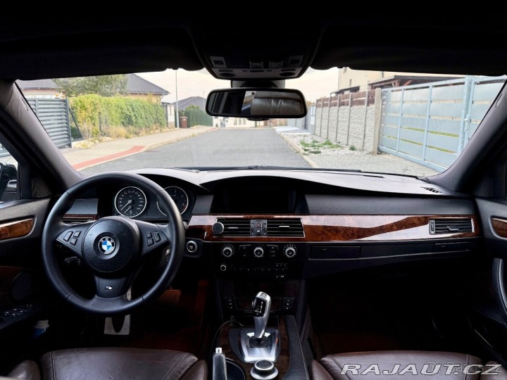 BMW 5 3,0 535d E60 lci black 2007