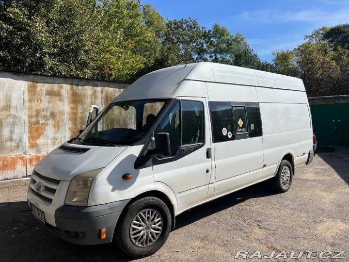 Ford Transit 6 míst 92kW Trend 2012