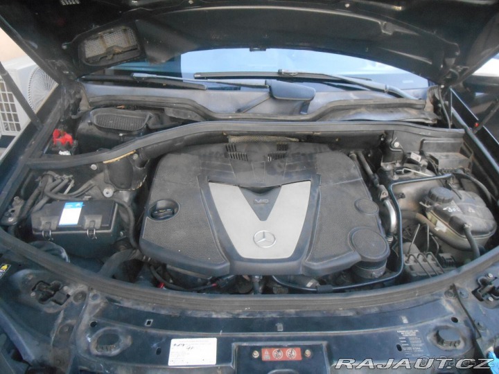 Mercedes-Benz M 2,0 ML 320 CDI (W164) 2008