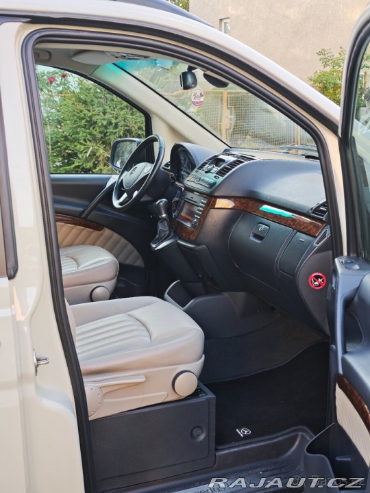 Mercedes-Benz Viano 3,0 CDI V6 Long 2011
