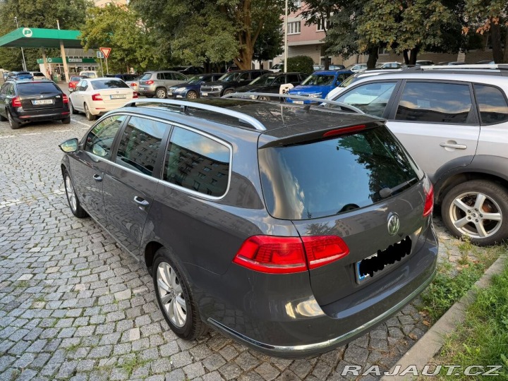 Volkswagen Passat 2,0   Highline,r.v 2014, 1800