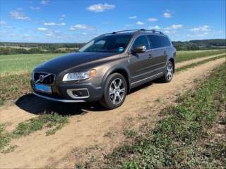 Volvo XC70 D5 158 kW, AWD, automat
