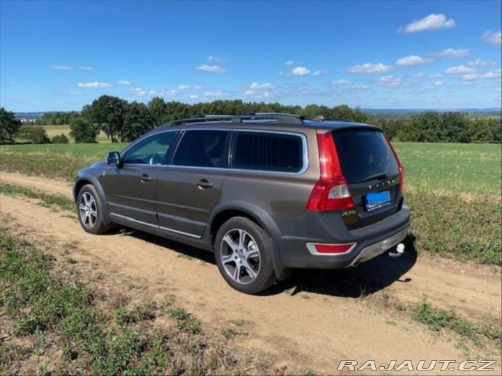 Volvo XC70 D5 158 kW, AWD, automat 2021