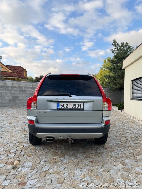 Volvo XC90 2,4 D5 AWD Summum, auto 2010