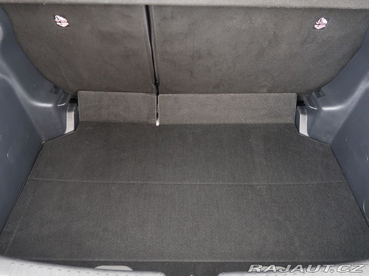 Toyota Yaris 1.5,Hybrid,68KW,CZ,1Maj 2024