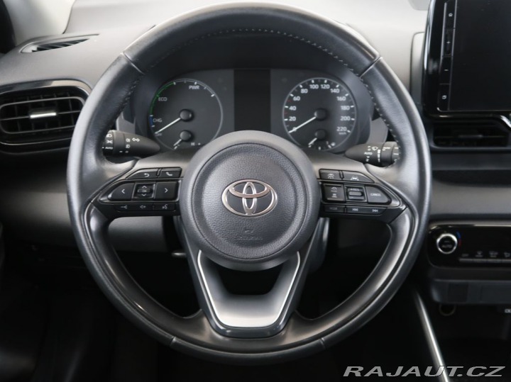 Toyota Yaris 1.5,Hybrid,68KW,CZ,1Maj 2024