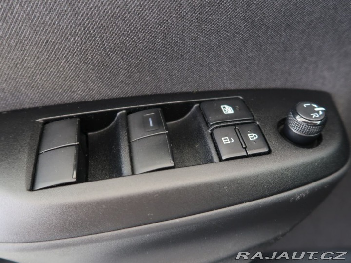 Toyota Yaris 1.5,Hybrid,68KW,CZ,1Maj 2024