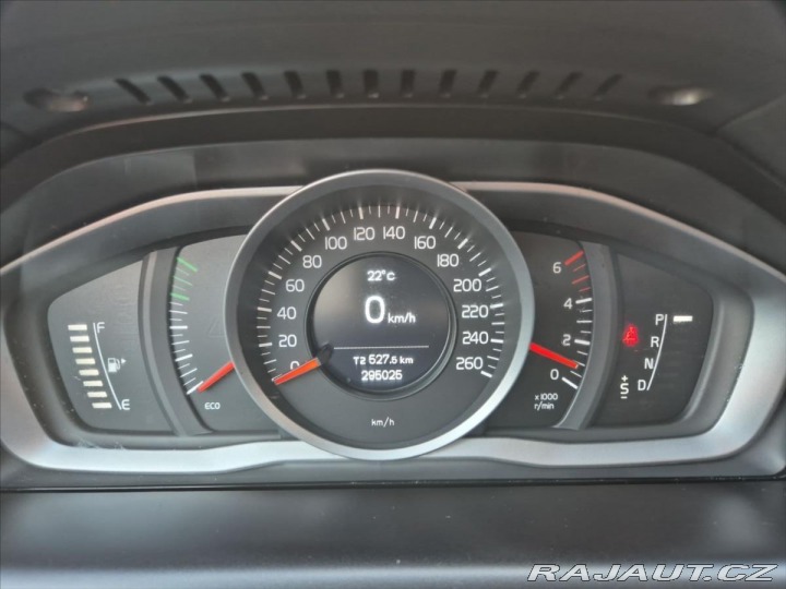 Volvo XC60 2,0 D4 FWD 2015