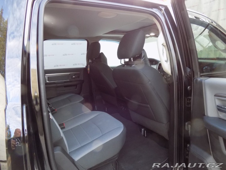 Dodge RAM 1500 5.7 HEMI/CREW CAB/ČR/DPH/ 2022