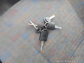 Opel Corsa 1.0 i 43 kw 2001