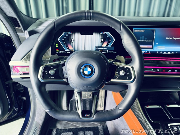 BMW 7 750e*ZÁRUKA*TV*MAX.VÝBAVA 2023