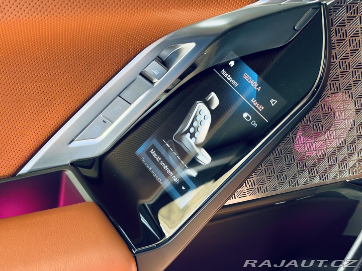 BMW 7 750e*ZÁRUKA*TV*MAX.VÝBAVA 2023