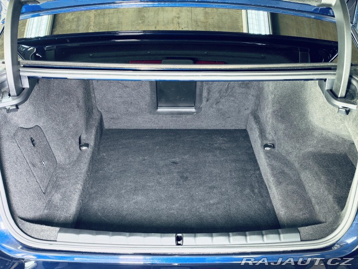 BMW 7 750e*ZÁRUKA*TV*MAX.VÝBAVA 2023