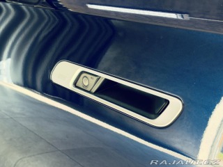 BMW 7 750e*ZÁRUKA*TV*MAX.VÝBAVA 2023