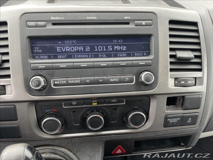 Volkswagen Transporter 2,0 TDi 132kw DSG LONG 5m 2010