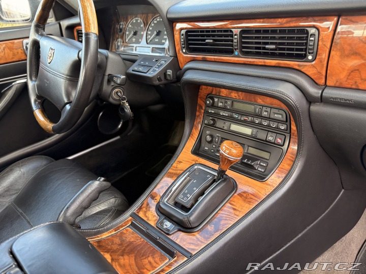 Jaguar XJ6 X300 1997
