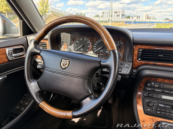 Jaguar XJ6 X300 1997