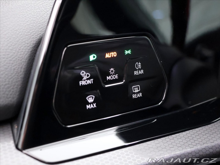 Volkswagen Golf 2.0 GTI 180kW DSG Virtual 2023