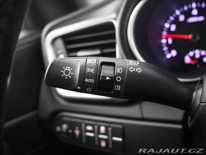Kia Ostatní modely Ceed SW 1,5 T-GDI 118kW TOP DCT C 2023