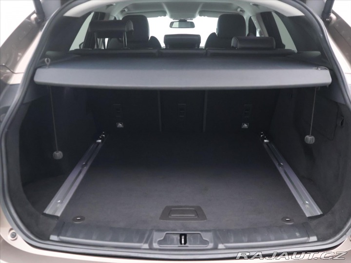 Jaguar F-Pace 3,0 221kW 30d 4x4 Aut. CZ 2016