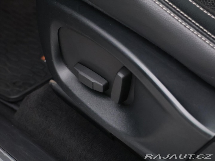 Jaguar F-Pace 3,0 221kW 30d 4x4 Aut. CZ 2016
