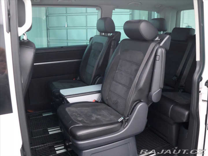 Volkswagen Multivan 2,0 TDI 150kW Highline DS 2015