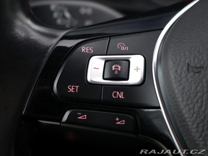 Volkswagen Multivan 2,0 TDI 150kW Highline DS 2015