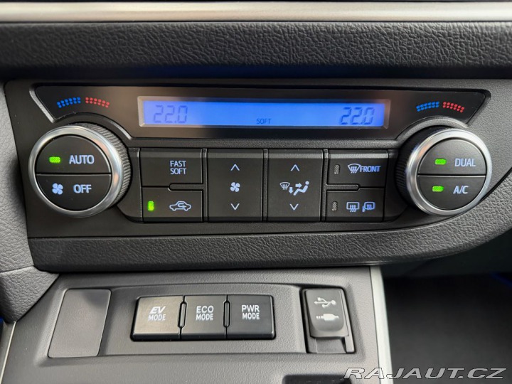 Toyota Auris 1.8 HYBRID e-CVT TS STYLE 2014