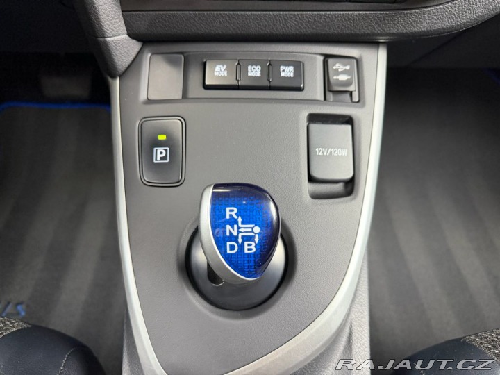 Toyota Auris 1.8 HYBRID e-CVT TS STYLE 2014