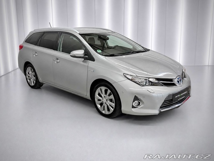 Toyota Auris 1.8 HYBRID e-CVT TS STYLE 2014