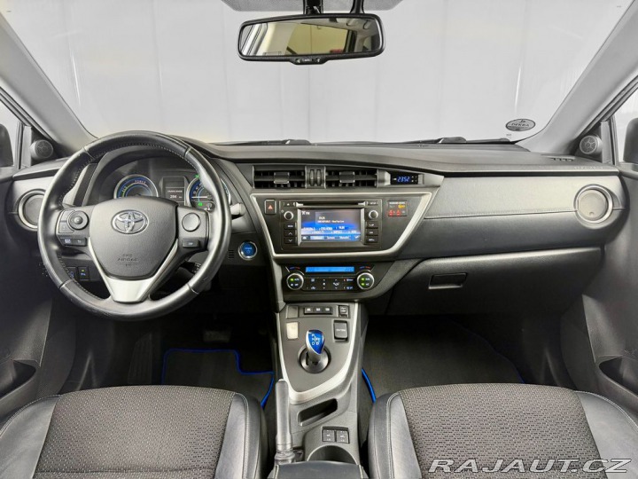 Toyota Auris 1.8 HYBRID e-CVT TS STYLE 2014