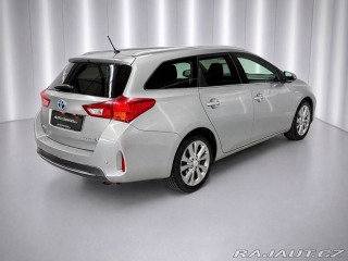 Toyota Auris 1.8 HYBRID e-CVT TS STYLE 2014
