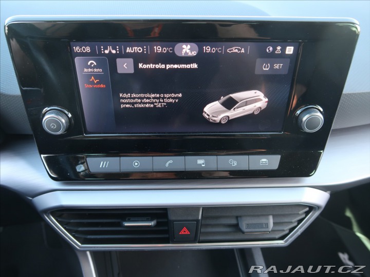 Seat Leon 1,5 TSi ČR 1.majitel DPH 2023