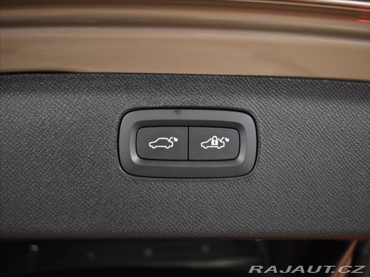 Volvo XC90 2,0 T8 AWD Ultra Masáže,B 2026