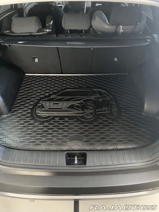 Hyundai Tucson 1,6 T-GDI 110 kW|76 tis 1800