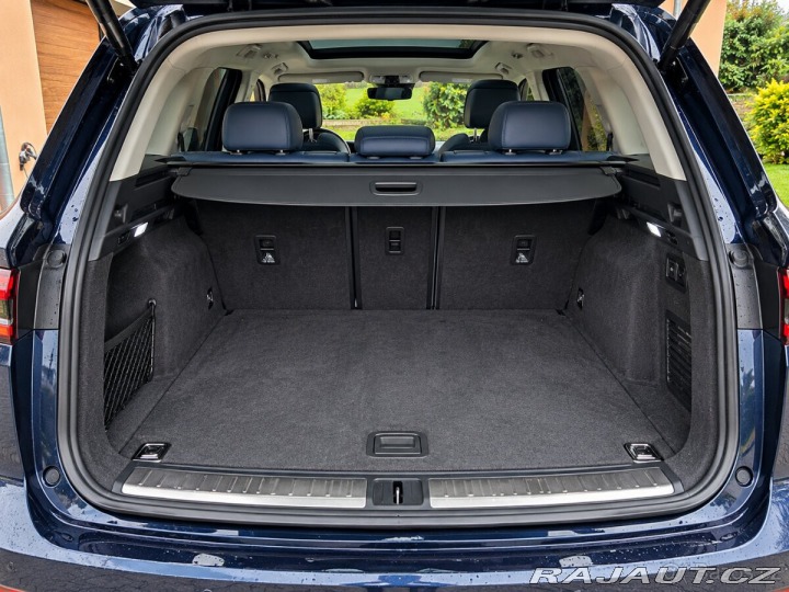 Land Rover Range Rover 3,0 D300 HSE DYNAMIC – 1800