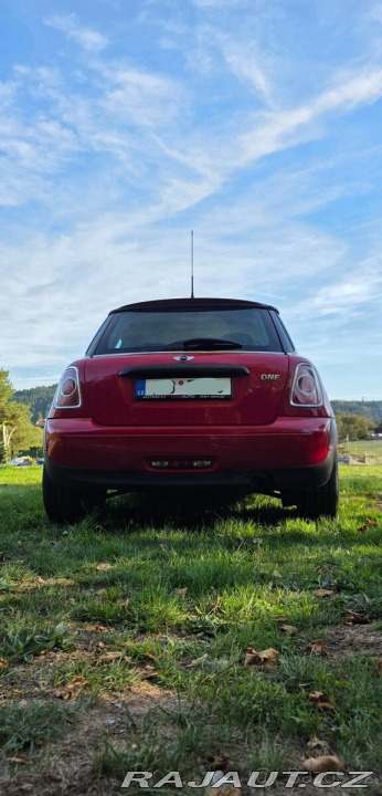 Mini Cooper 1,6 one 2011