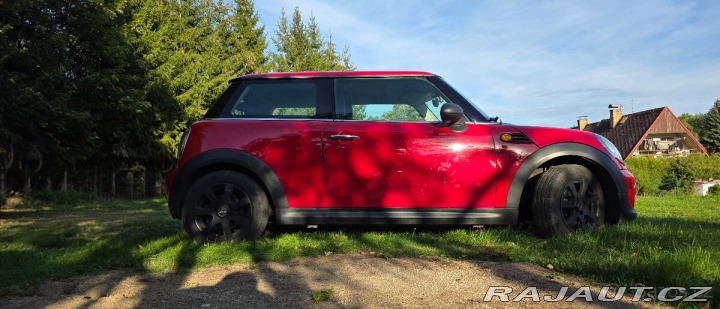 Mini Cooper 1,6 one 2011