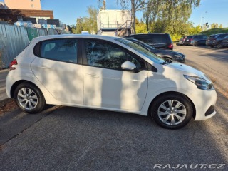 Peugeot 208 1,5 1800
