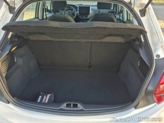 Peugeot 208 1,5 1800