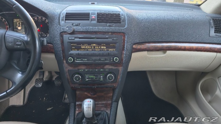 Škoda Octavia 1,6   II (A5 FL) 4x4 1.6 2010