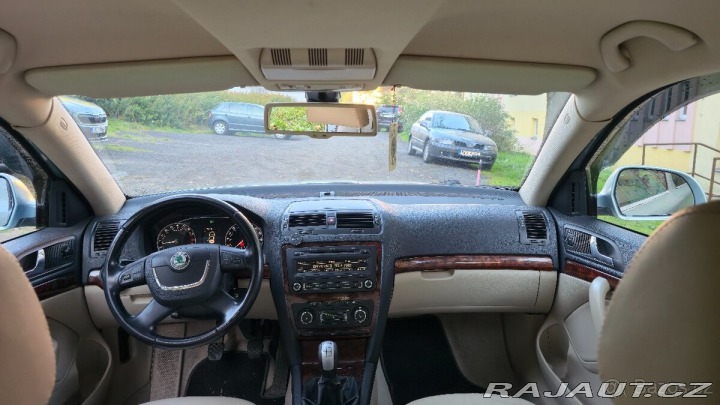 Škoda Octavia 1,6   II (A5 FL) 4x4 1.6 2010