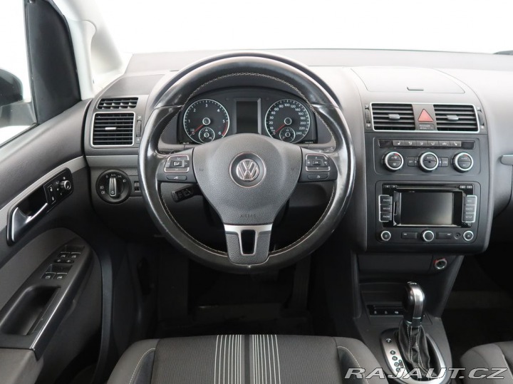 Volkswagen Touran 1.6TDI,77KW,Automat,Tažné 2012