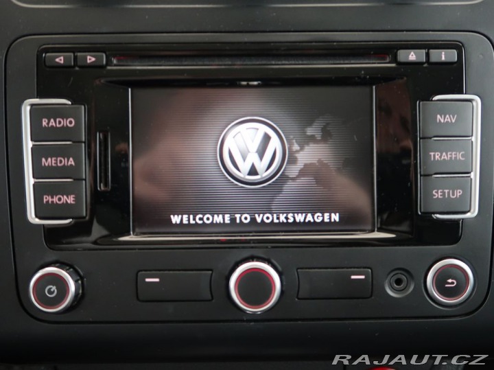 Volkswagen Touran 1.6TDI,77KW,Automat,Tažné 2012