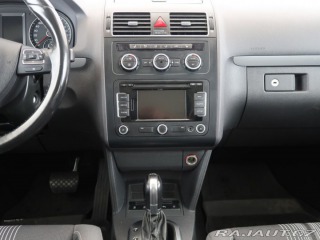 Volkswagen Touran 1.6TDI,77KW,Automat,Tažné 2012