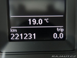 Volkswagen Touran 1.6TDI,77KW,Automat,Tažné 2012