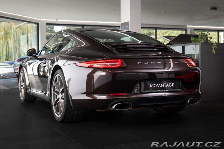 Porsche 911 (991) Carrera/Manuál/Maha 2012