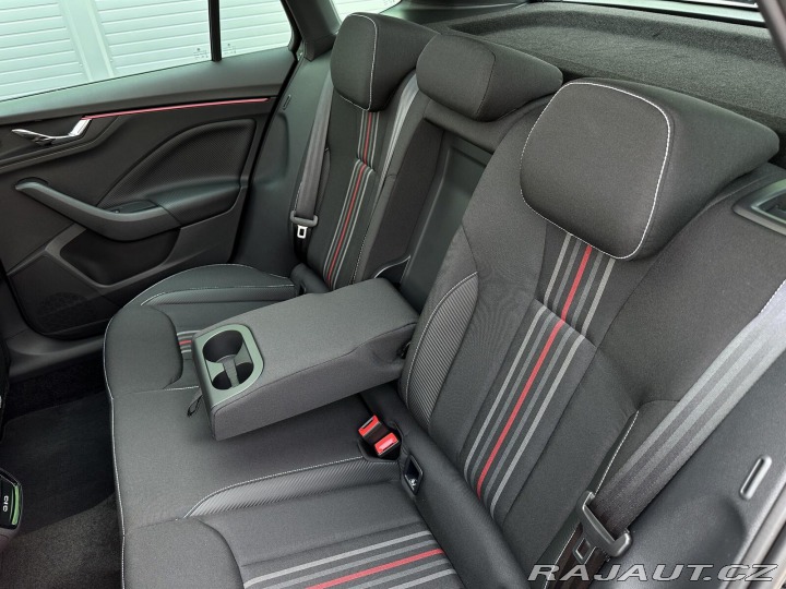 Škoda Kamiq 1.0TSi DSG Monte Carlo 11 2026