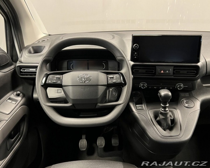 Toyota ProAce City Verso 1.2 BUSINESS 6MT 2025