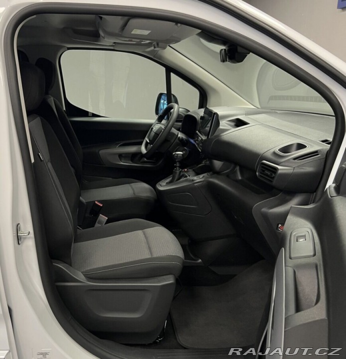 Toyota ProAce City Verso 1.2 BUSINESS 6MT 2025